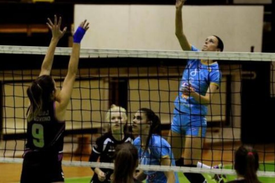 Martina Račić vara Doroteu Ćosić u bloku (M. MIJOŠEK)