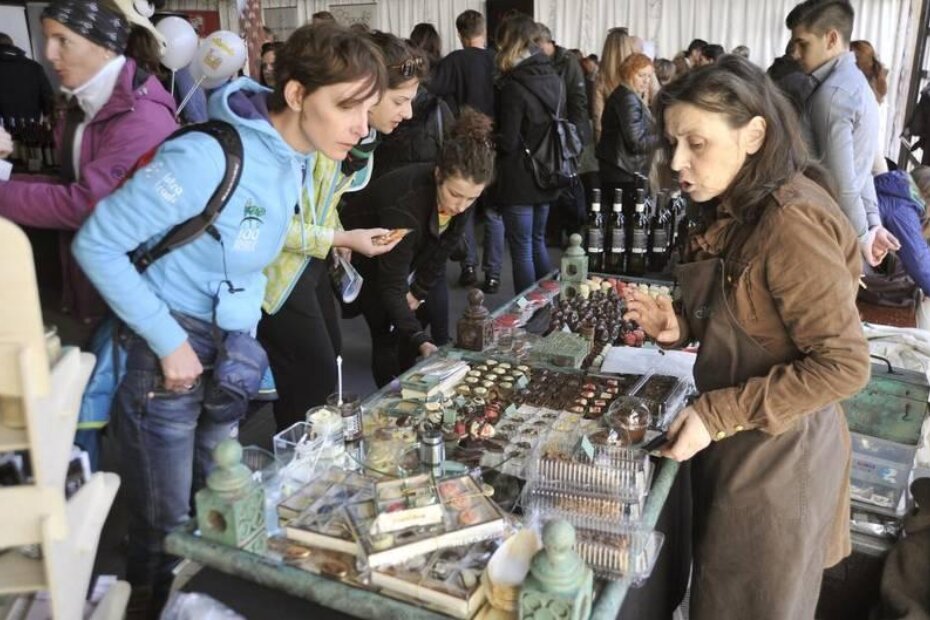 Za 5 kuna moglo se kušati čokoladne praline (M. MIJOŠEK)