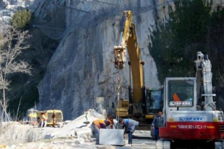 Po otvaranju ceste - privremena regulacija prometa (G. ČALIĆ ŠVERKO)