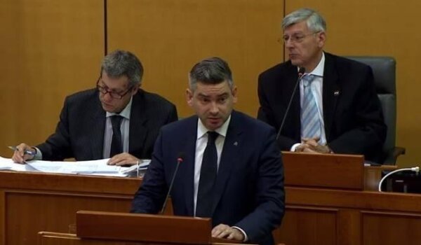 Miletić: Ovakav proračun je nepravedan prema Istri i njezinim građanima