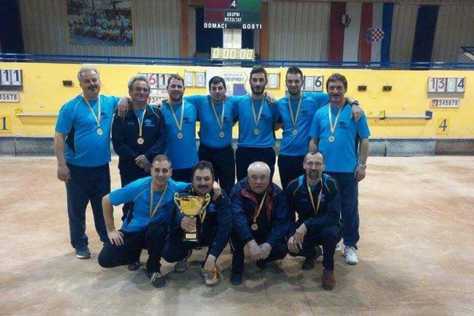 Ekipa BK Veleniki, pobjednika Zimske lige Poreča