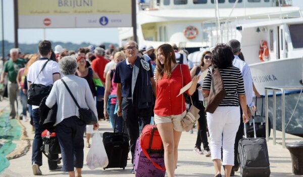 Prihodi od turizma lani 7,9 milijardi eura