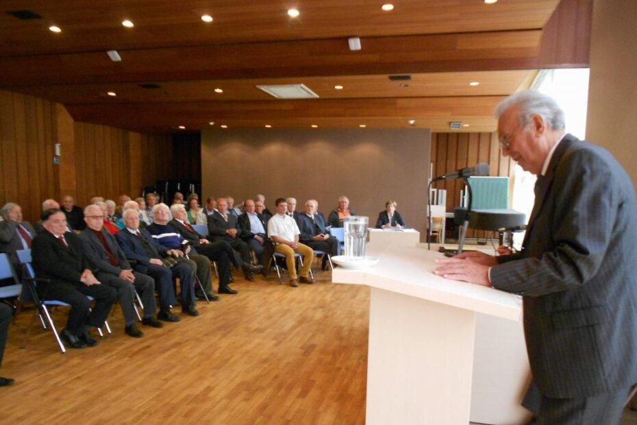 Tomislav Ravnić govori na skupštini istarskih antifašista Snimio: M. RIMANIC