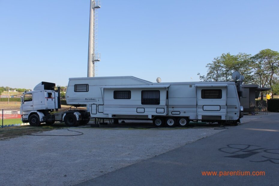 Kamperi na "Velom Joži" dio su lunaparka koji ove sezone gostuje u Poreču