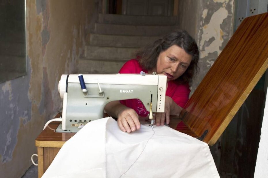 Katalin Ladik: Zvuci "Bagat" mašine prevedeni u slike