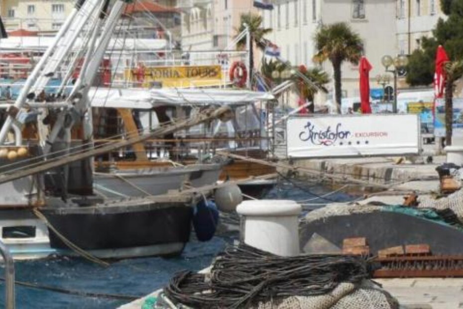 Dio porečke rive kojom upravlja Lučka uprava (Elio VELAN)