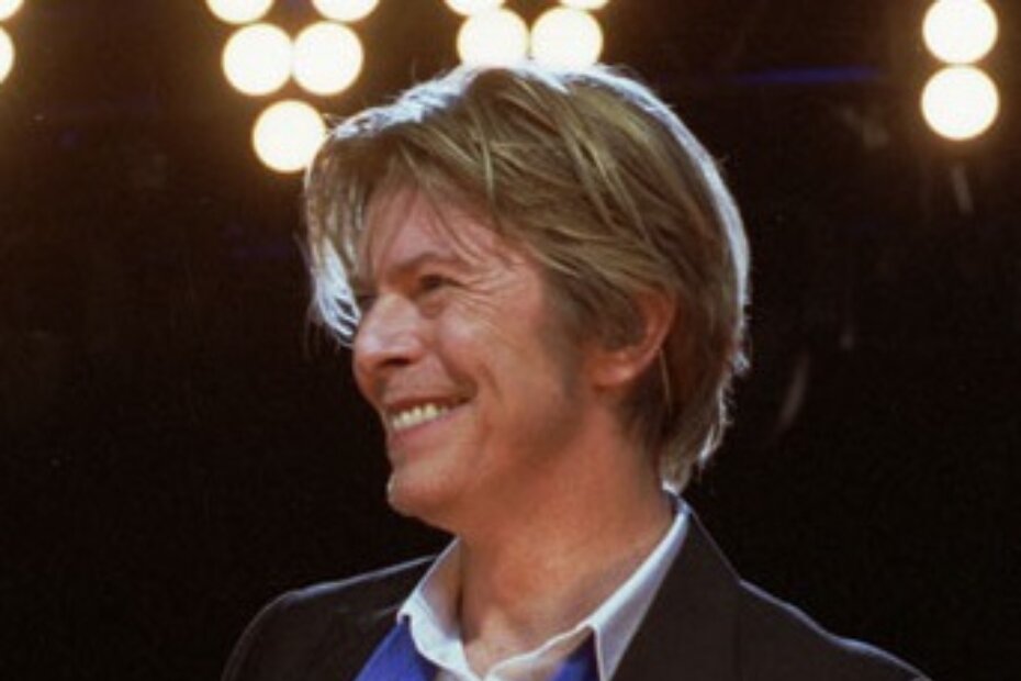 Photobra|Adam Bielawski Derivative work: Y2kcrazyjoker4, via Wikimedia Commons