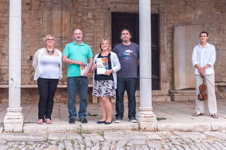 Pobjednica Eva Šolar (treća slijeva) foto:Luiza Štokovac