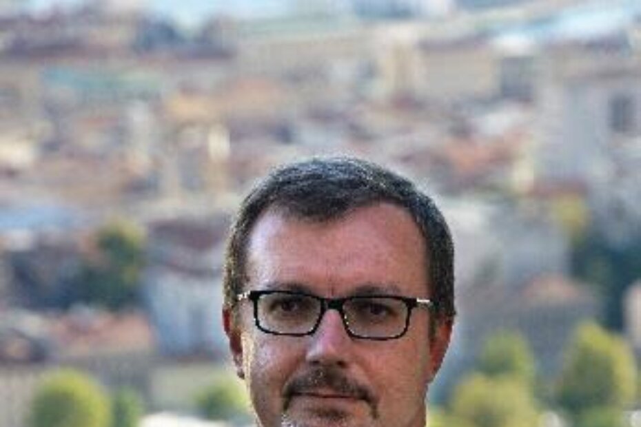 Prvi kandidat stranke Pametno na listi u 8. izbornoj jedinici Saša Zelenika, sveučilišni profesor i član Akademije tehničkih znanosti Hrvatske