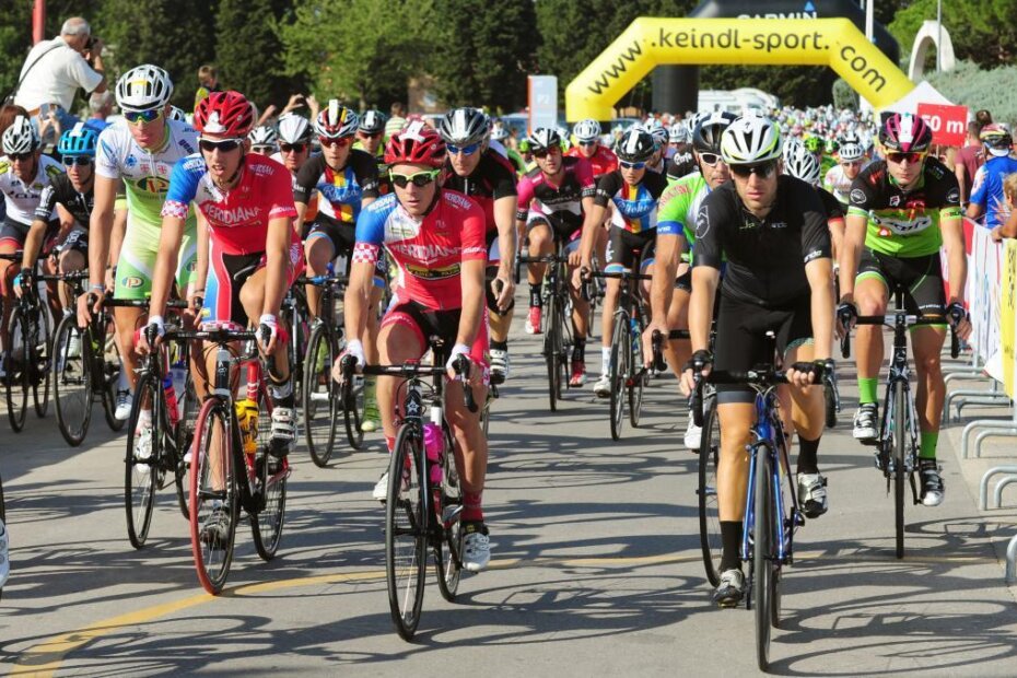 Start utrke ispred umaškog Stella Marisa (M. MIJOŠEK)