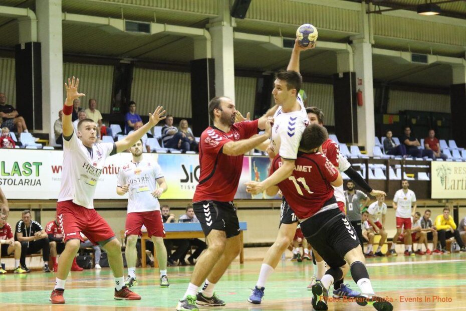 Sa utakmice Poreč - Zamet (Foto: Bernard Ritoša)