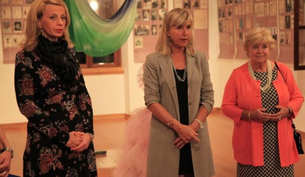 Otvorena izložba o povijesti operete