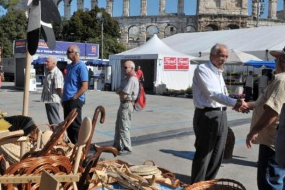 Sajam se održava na prostoru Karoline (N. LAZAREVIĆ)