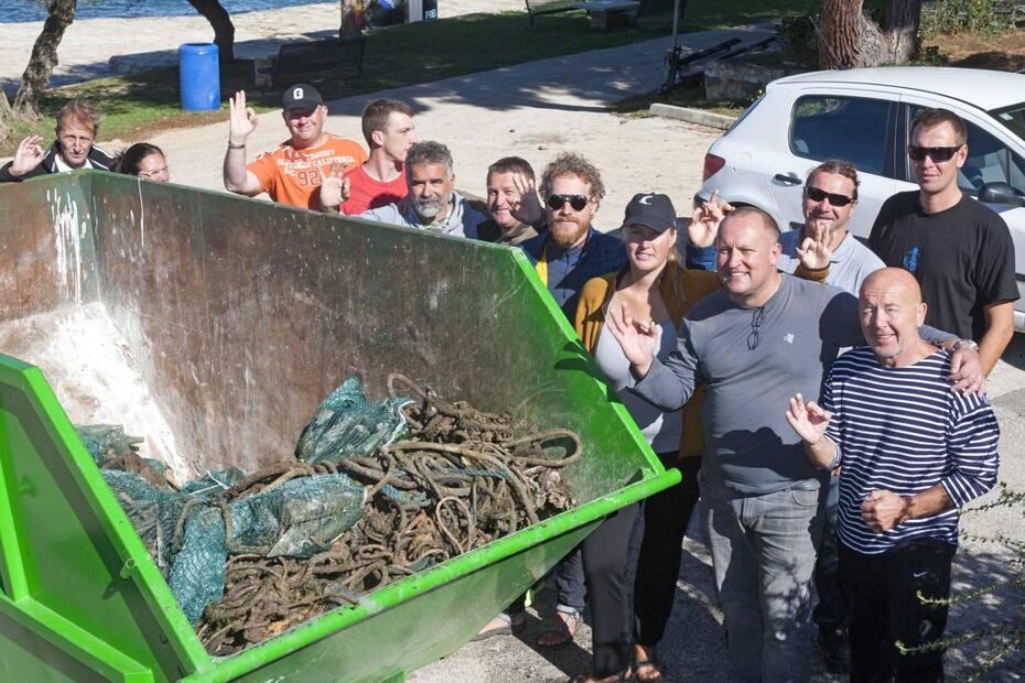 Maleni dio izronjenog otpada