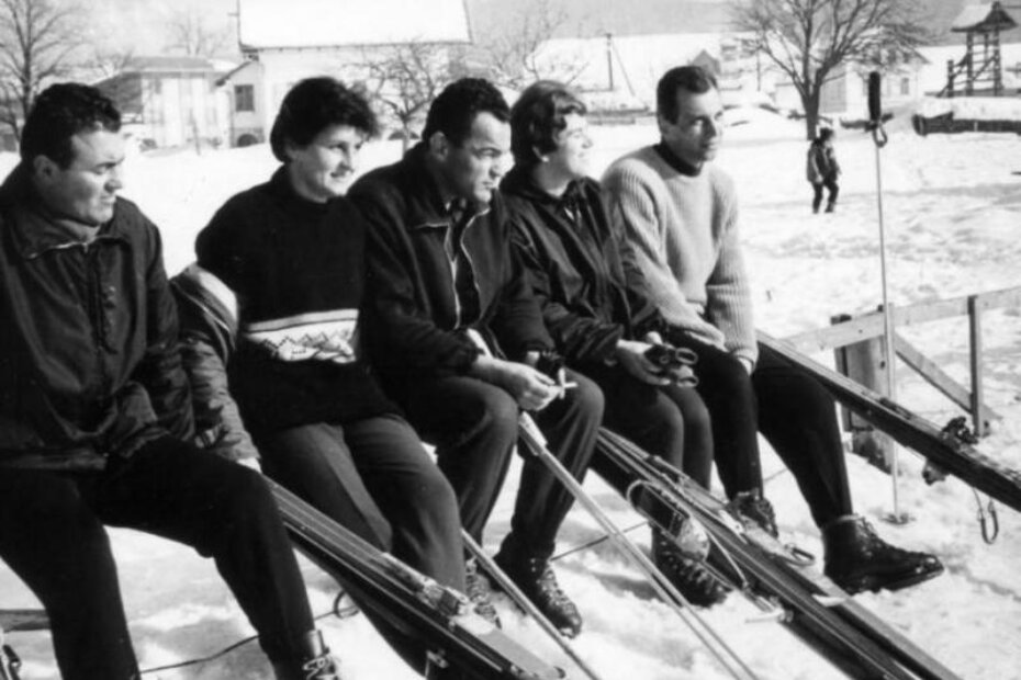 Prvi učitelji skijanja u Kranjskoj Gori 1966. godine