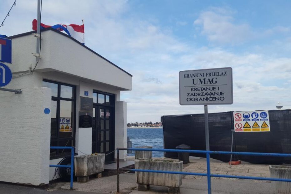 Srušit će se postojeća i na gatu izgraditi nova kućica za graničnu policiju (Tea GRGIĆ)