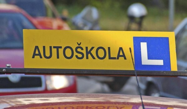 Liberalizacija cijena autoškola ne donosi pojeftinjenje