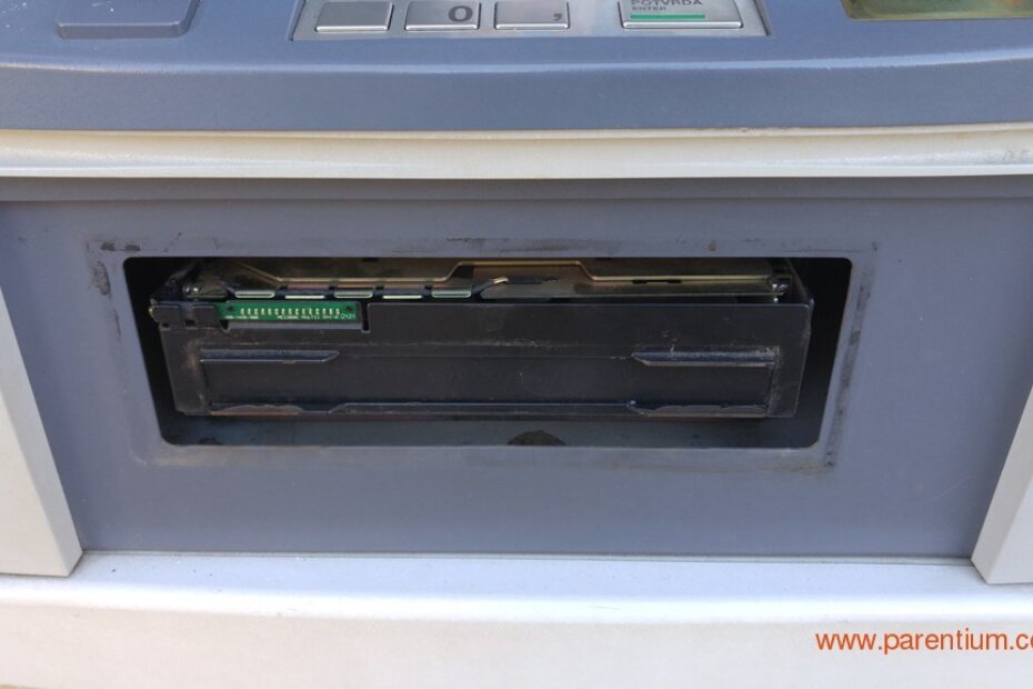 Neuspjeli pokušaj pljačke bankomata u Funtani (Ilustracija)