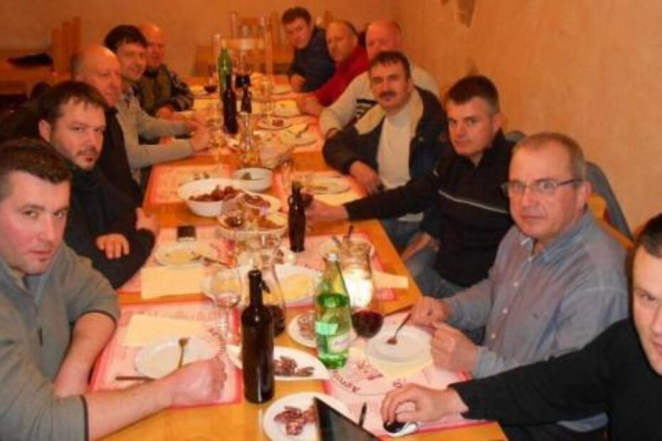 Osnivači udruge S klobasicom u Europu (Davor ŠIŠOVIĆ)