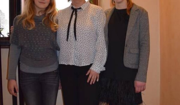 Mia Vidnjević i Linda Marić osvojile druge nagrade na međunarodnom natjecanju mladih glazbenika