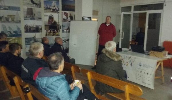 O podmornicama i podmorničarima u JK Horizont