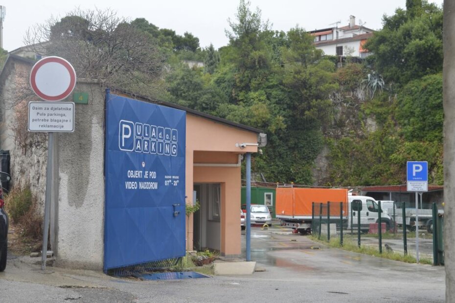 Ništa bez suda - Pula parking (Tea TIDIĆ)