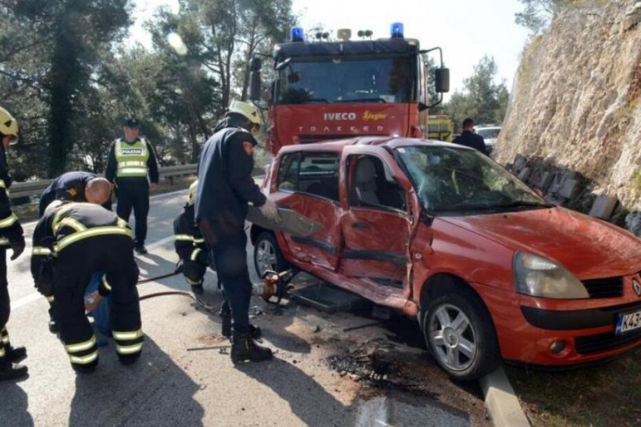 Prometna nesreća na cesti Barban - Most Raša (D. MEMEDOVIĆ)