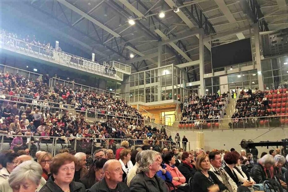 Publika iz cijele Istre lijepo napunila Žatiku