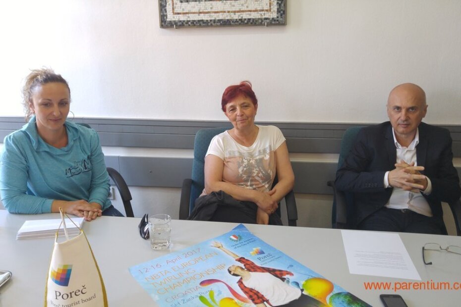 Članica Organizacijskog odbora Nataša Ledić, predsjednica Hrvatskog twirling saveza Marina Mihelčić i i direktor Turističke zajednice Grada Poreča Nenad Velenik