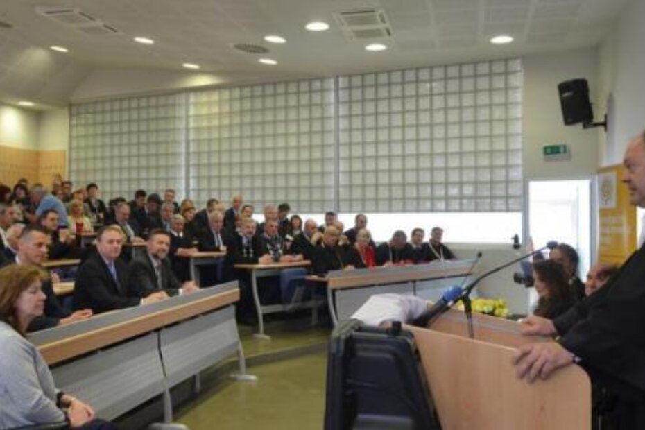 Okupljene je pozdravio i predsjednik hrvatskog Rektorskog zbora Šimun Anđelinović (Danilo MEMEDOVIĆ)