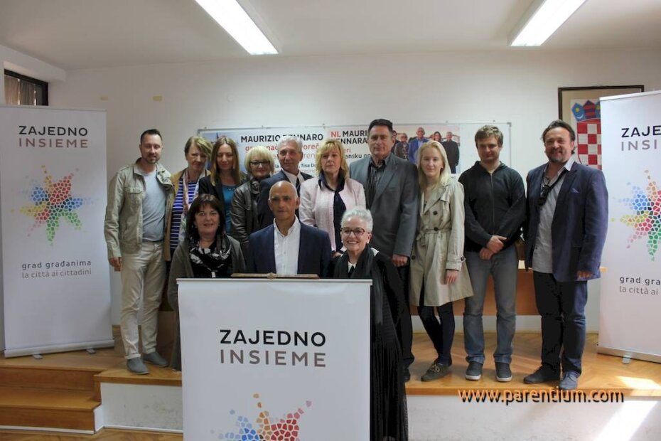 Radmila Korlević i  Tisa Dodić sa Mauriziom Zennarom i članovima liste Zajedno-Insieme
