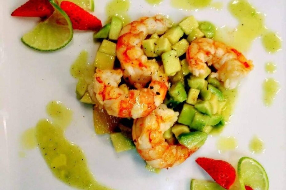 Kozice a'la chef (avokado u marinadi limete i maslinovog ulja s kozicama) - jelo Martina Špačeka