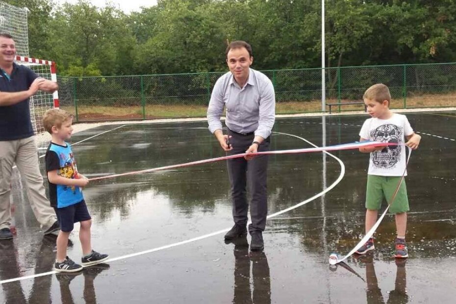 Igralište je otvorio gradonačelnik Loris Peršurić