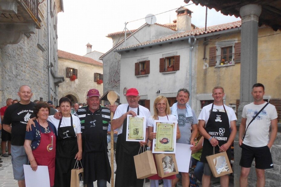 Pobjednici jubilarnog festivala istarskih maneštri