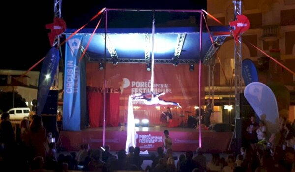 Poreč u znaku cirkuskih točaka i filmova pod zvjezdama, kreće i Princess Ball