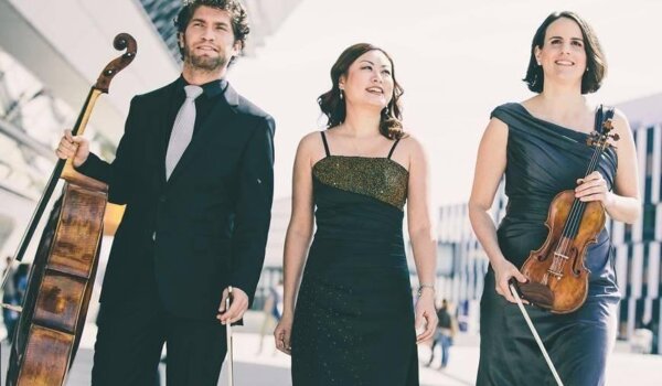 Violina, klavir, violončelo: Trio Alba sutra u Eufrazijani