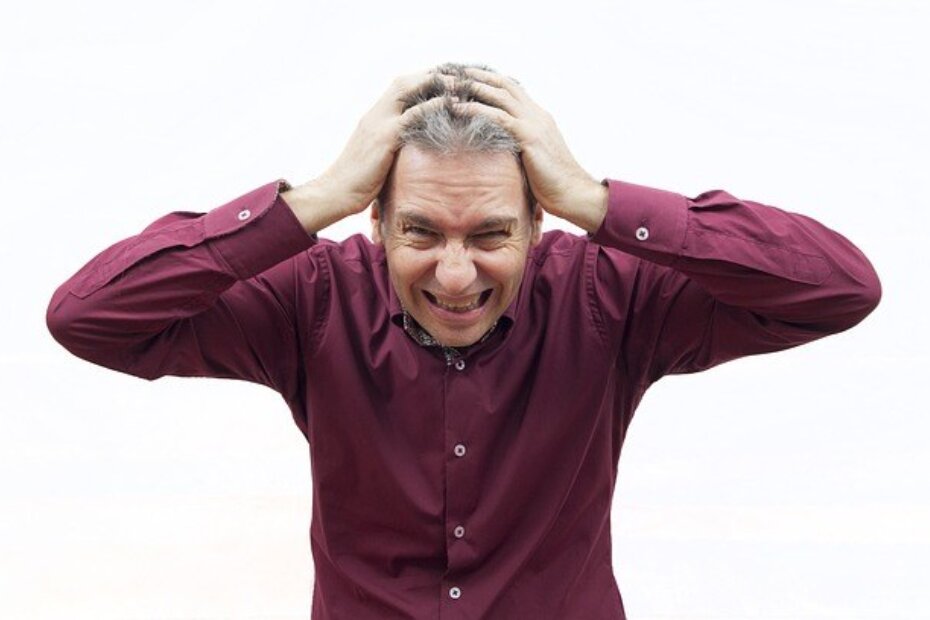 Stres se može definirati kao stanje mentalne napetosti, brige i nelagode izazvano svakodnevnim poteškoćama, prijetnjama i problemima sa kojima se susrećemo