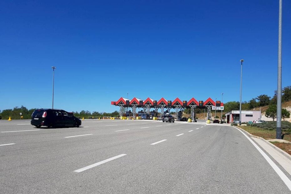 Na naplatnim kućicama na Istarskom ipsilonu (sjever) oko podneva nije bilo kolona