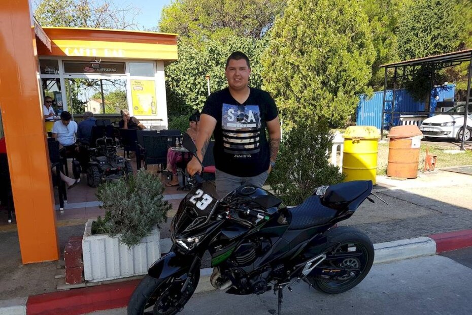 Marka Starčića zbog uzvika "HDZ, lopovi!" čeka poziv na prekršajni sud.