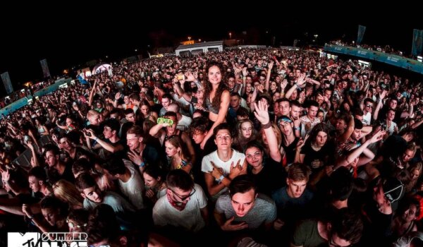 Foto: DJ-i Dimitri Vegas i Like Mike zaključili prvi, vatreni dan MTV SummerBlast festivala u Poreču