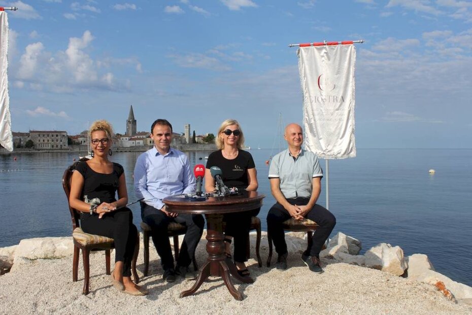 Ivana Štiković, Loris Peršurić, Elena Uljančić-Vekić i Nenad Velenik na pressici u Peškeri