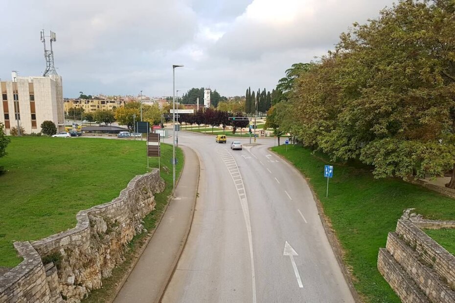 Dio ceste od Vukovarske do Karla Huguesa bit će zatvorena za promet