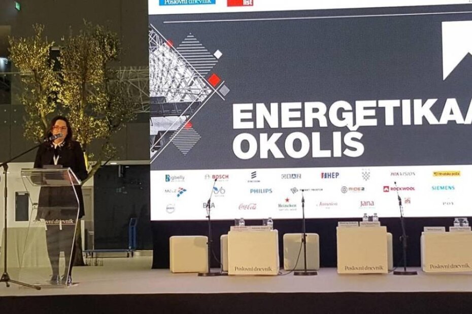 Direktorica gradskog poduzeća Parentium Gordana Lalić na dodjeli nagrade