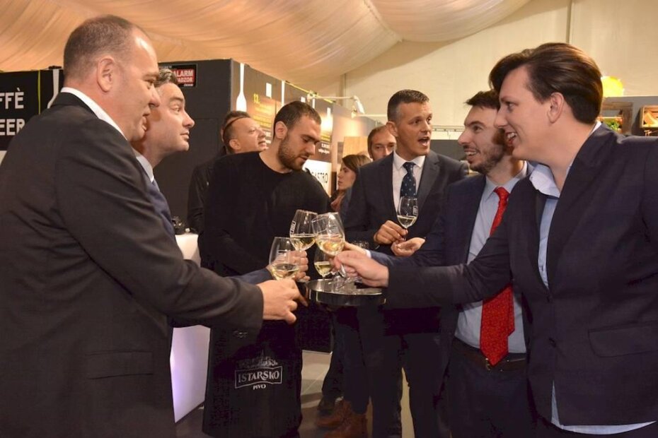 Zdravica za još jedne uspješne Dane mladog maslinovog ulja (N. LAZAREVIĆ)