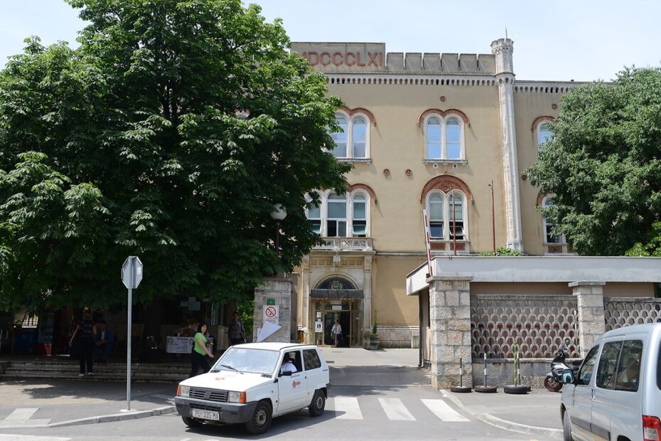 Zgrada Mornaričke bolnice u Puli (Arhiva)