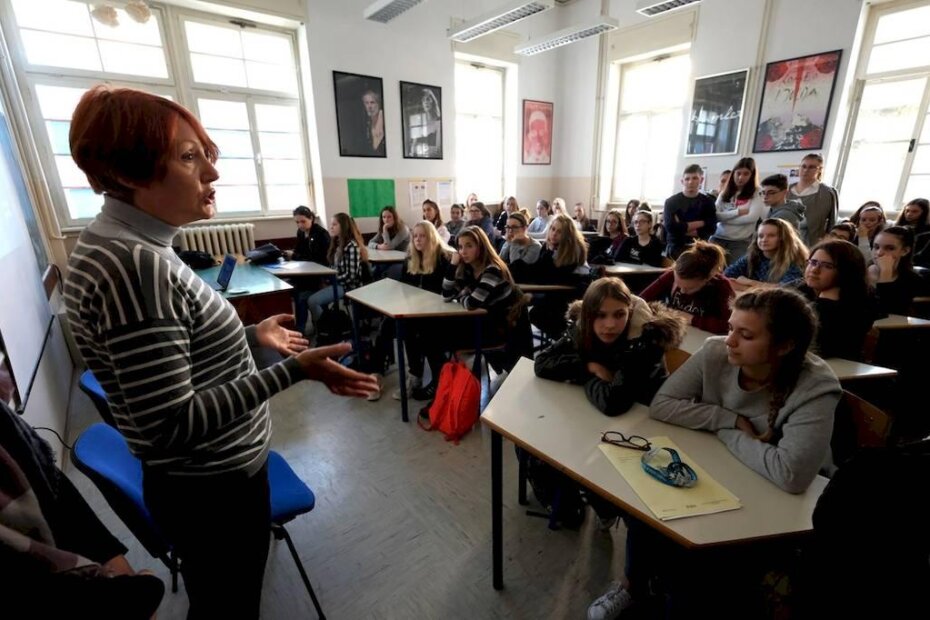 Najveći broj slobodnih radnih mjesta je prijavljeno u djelatnosti obrazovanja (M. MIJOŠEK)