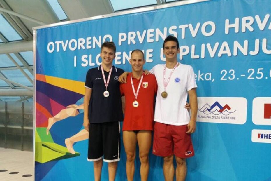 Filip Zelić (u sredini). Arhivsku fotografiju ustupio: Milan Žužić