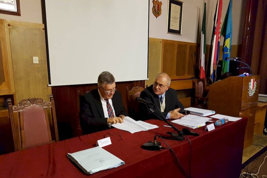 Sjednicu Vijeća privremeno vodi potpredsjednik Mario Ritoša (HSU)