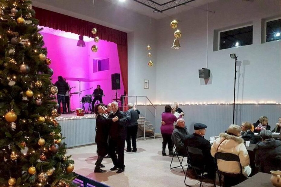 Druženje umirovljenika u Vižinadi (M. RIMANIĆ)