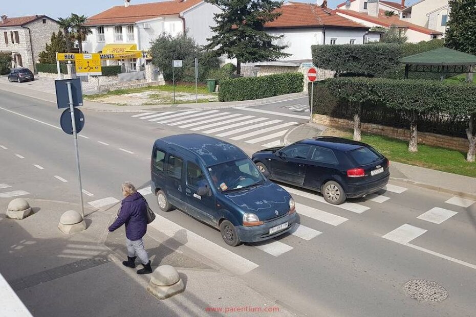 Vlašićeva je među najprometnijim ulicama u Poreču